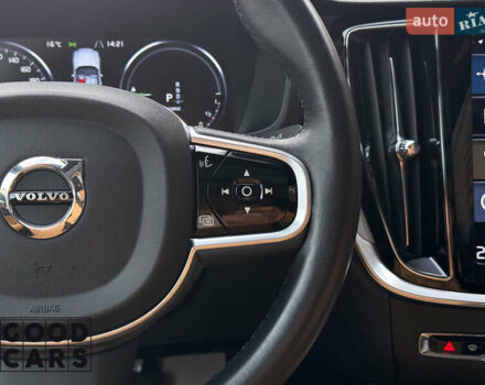 Белый Вольво С60, объемом двигателя 1.97 л и пробегом 98 тыс. км за 28000 $, фото 24 на Automoto.ua