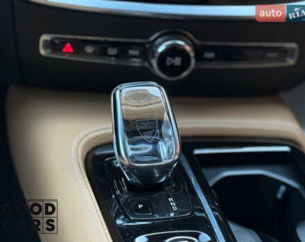 Белый Вольво С60, объемом двигателя 1.97 л и пробегом 90 тыс. км за 30000 $, фото 26 на Automoto.ua