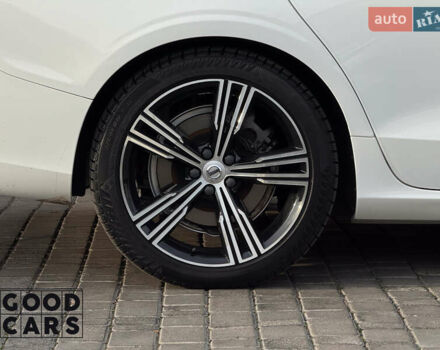 Белый Вольво С60, объемом двигателя 1.97 л и пробегом 98 тыс. км за 28000 $, фото 13 на Automoto.ua