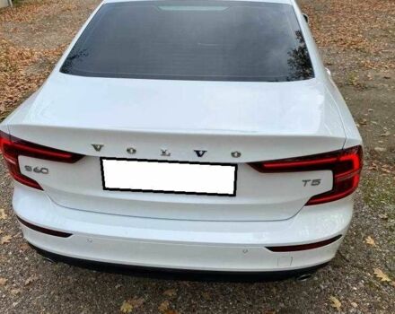 Белый Вольво С60, объемом двигателя 2 л и пробегом 46 тыс. км за 14300 $, фото 6 на Automoto.ua