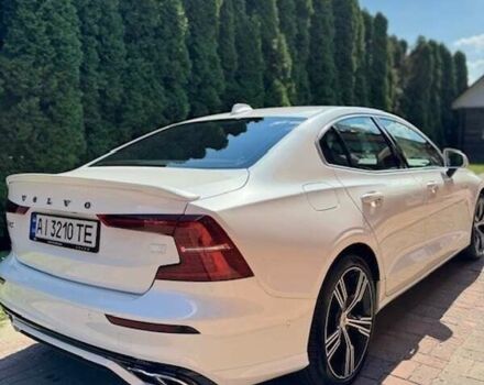 Вольво С60 2020 в Киеве на Automoto.ua Белый Вольво С60, объемом двигателя 1.97 л и пробегом 102 тыс. км за 30900 $, фото 3 на Automoto.ua