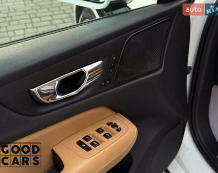 Белый Вольво С60, объемом двигателя 1.97 л и пробегом 98 тыс. км за 28000 $, фото 16 на Automoto.ua