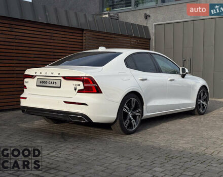 Белый Вольво С60, объемом двигателя 1.97 л и пробегом 98 тыс. км за 28000 $, фото 5 на Automoto.ua