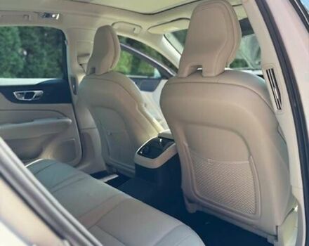 Вольво С60 2020 в Киеве на Automoto.ua Белый Вольво С60, объемом двигателя 1.97 л и пробегом 102 тыс. км за 30900 $, фото 26 на Automoto.ua