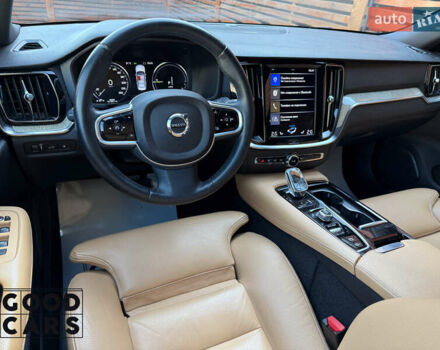 Белый Вольво С60, объемом двигателя 1.97 л и пробегом 90 тыс. км за 30000 $, фото 23 на Automoto.ua