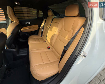 Белый Вольво С60, объемом двигателя 1.97 л и пробегом 98 тыс. км за 28000 $, фото 21 на Automoto.ua