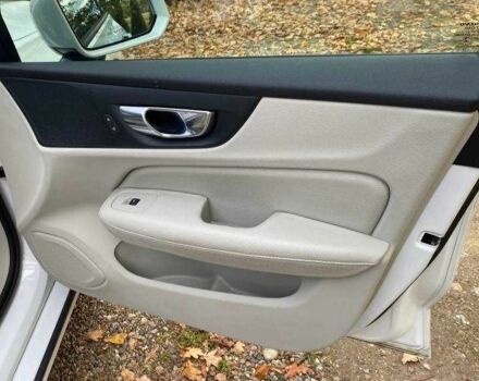 Белый Вольво С60, объемом двигателя 2 л и пробегом 46 тыс. км за 14300 $, фото 17 на Automoto.ua