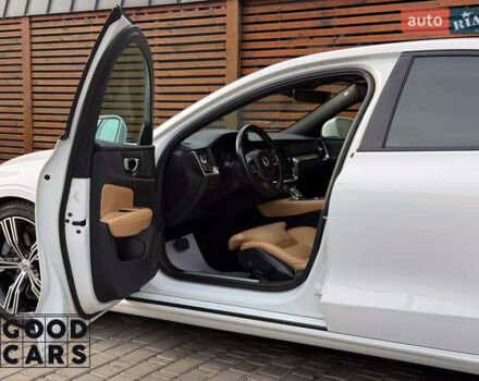 Белый Вольво С60, объемом двигателя 1.97 л и пробегом 98 тыс. км за 28000 $, фото 17 на Automoto.ua