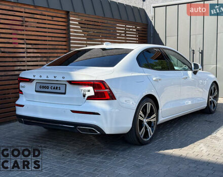 Белый Вольво С60, объемом двигателя 1.97 л и пробегом 90 тыс. км за 30000 $, фото 6 на Automoto.ua