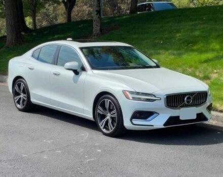 Белый Вольво С60, объемом двигателя 2 л и пробегом 12 тыс. км за 19200 $, фото 1 на Automoto.ua