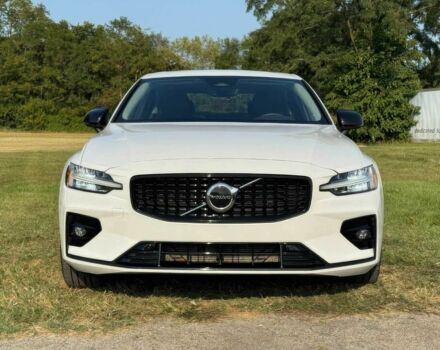 Білий Вольво С60, об'ємом двигуна 2 л та пробігом 17 тис. км за 11700 $, фото 1 на Automoto.ua