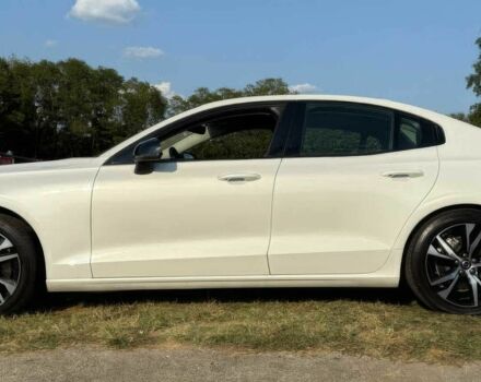 Білий Вольво С60, об'ємом двигуна 2 л та пробігом 17 тис. км за 11700 $, фото 2 на Automoto.ua