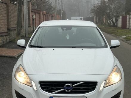 Білий Вольво С60, об'ємом двигуна 1.6 л та пробігом 197 тис. км за 7500 $, фото 1 на Automoto.ua