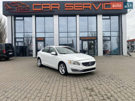 Белый Вольво С60, объемом двигателя 2 л и пробегом 260 тыс. км за 8300 $, фото 1 на Automoto.ua