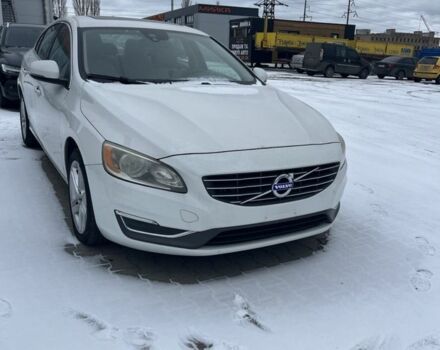 Белый Вольво С60, объемом двигателя 2 л и пробегом 260 тыс. км за 7600 $, фото 1 на Automoto.ua