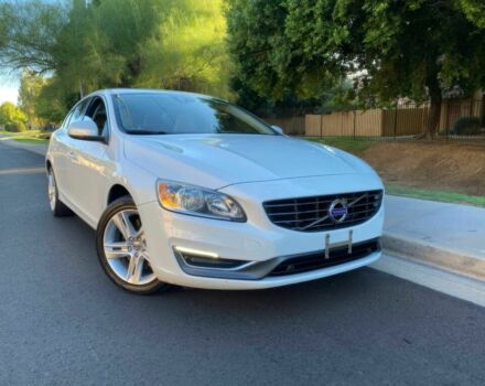 Білий Вольво С60, об'ємом двигуна 2 л та пробігом 80 тис. км за 7500 $, фото 1 на Automoto.ua