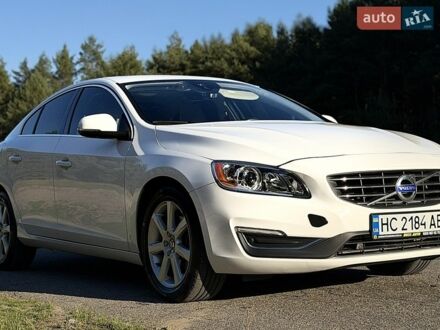 Белый Вольво С60, объемом двигателя 1.97 л и пробегом 82 тыс. км за 15700 $, фото 1 на Automoto.ua