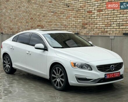 Белый Вольво С60, объемом двигателя 2 л и пробегом 233 тыс. км за 13500 $, фото 1 на Automoto.ua