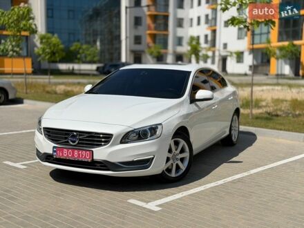 Білий Вольво С60, об'ємом двигуна 2 л та пробігом 81 тис. км за 15800 $, фото 1 на Automoto.ua
