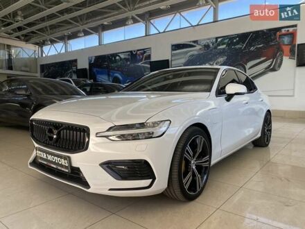 Вольво С60 2019 в Одессе на Automoto.ua Белый Вольво С60, объемом двигателя 1.97 л и пробегом 44 тыс. км за 26999 $, фото 1 на Automoto.ua