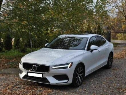 Белый Вольво С60, объемом двигателя 2 л и пробегом 46 тыс. км за 14300 $, фото 1 на Automoto.ua