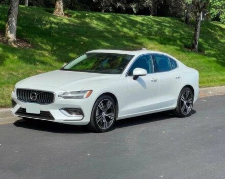 Белый Вольво С60, объемом двигателя 2 л и пробегом 12 тыс. км за 19200 $, фото 1 на Automoto.ua