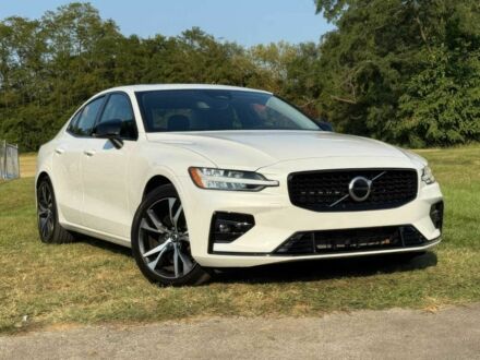 Білий Вольво С60, об'ємом двигуна 2 л та пробігом 17 тис. км за 11700 $, фото 1 на Automoto.ua