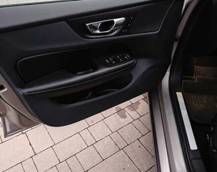 Бежевий Вольво С60, об'ємом двигуна 2 л та пробігом 27 тис. км за 23000 $, фото 15 на Automoto.ua