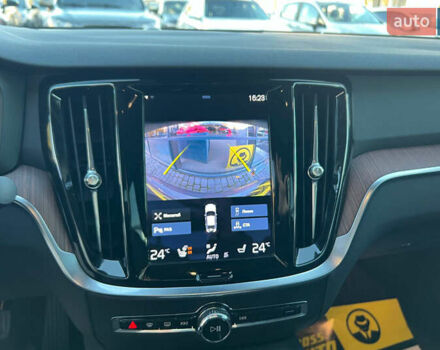 Бежевый Вольво С60, объемом двигателя 1.97 л и пробегом 25 тыс. км за 24000 $, фото 15 на Automoto.ua