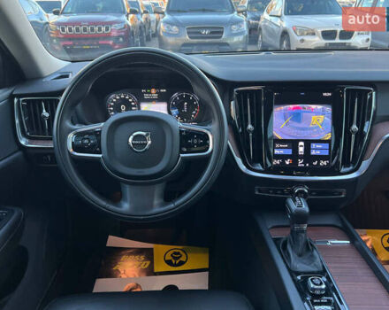 Бежевый Вольво С60, объемом двигателя 1.97 л и пробегом 25 тыс. км за 24000 $, фото 18 на Automoto.ua