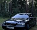 Черный Вольво С60, объемом двигателя 2.4 л и пробегом 300 тыс. км за 2243 $, фото 1 на Automoto.ua
