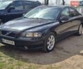 Черный Вольво С60, объемом двигателя 2.4 л и пробегом 349 тыс. км за 4600 $, фото 1 на Automoto.ua