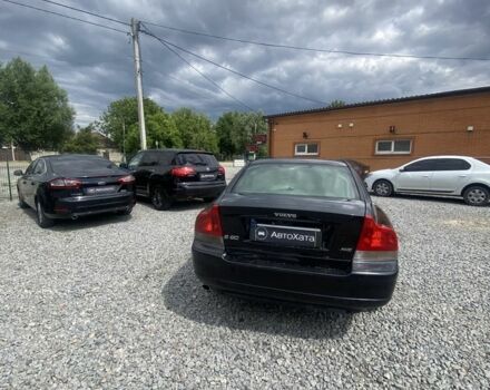 Черный Вольво С60, объемом двигателя 2.4 л и пробегом 328 тыс. км за 5900 $, фото 5 на Automoto.ua