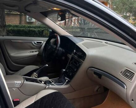 Черный Вольво С60, объемом двигателя 2.4 л и пробегом 245 тыс. км за 6499 $, фото 2 на Automoto.ua