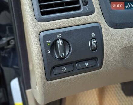 Чорний Вольво С60, об'ємом двигуна 2.4 л та пробігом 323 тис. км за 5700 $, фото 11 на Automoto.ua