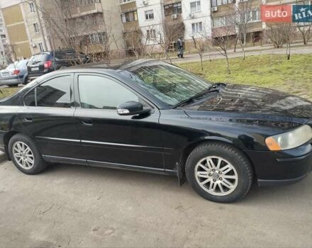 Черный Вольво С60, объемом двигателя 2.4 л и пробегом 288 тыс. км за 6000 $, фото 12 на Automoto.ua