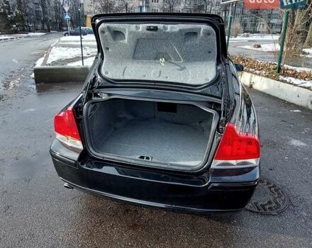 Черный Вольво С60, объемом двигателя 2.5 л и пробегом 166 тыс. км за 7950 $, фото 7 на Automoto.ua