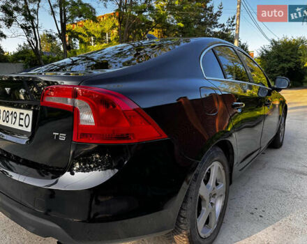 Черный Вольво С60, объемом двигателя 2.5 л и пробегом 291 тыс. км за 9600 $, фото 5 на Automoto.ua