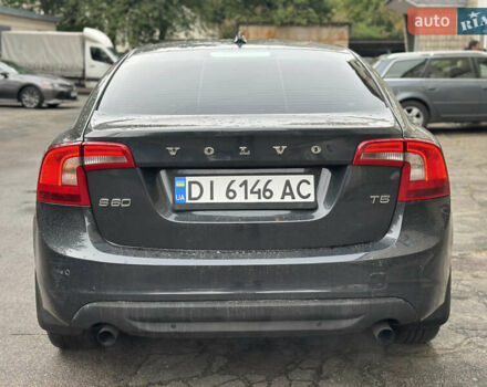 Вольво С60 2011 в Киеве на Automoto.ua Черный Вольво С60, объемом двигателя 2.5 л и пробегом 337 тыс. км за 8300 $, фото 4 на Automoto.ua