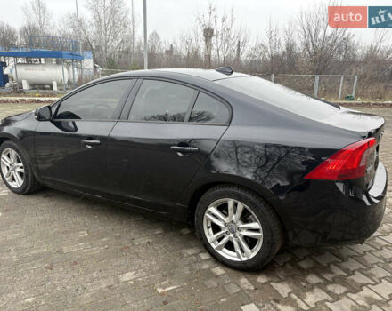 Черный Вольво С60, объемом двигателя 1.56 л и пробегом 270 тыс. км за 10300 $, фото 9 на Automoto.ua