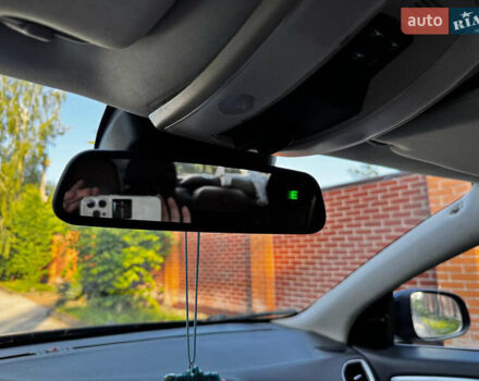 Черный Вольво С60, объемом двигателя 2.5 л и пробегом 291 тыс. км за 9600 $, фото 13 на Automoto.ua