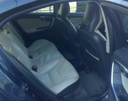 Чорний Вольво С60, об'ємом двигуна 2.5 л та пробігом 240 тис. км за 9800 $, фото 8 на Automoto.ua