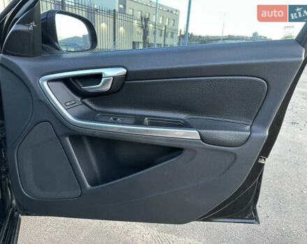 Черный Вольво С60, объемом двигателя 2.52 л и пробегом 299 тыс. км за 8950 $, фото 30 на Automoto.ua