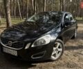Черный Вольво С60, объемом двигателя 2.5 л и пробегом 285 тыс. км за 10300 $, фото 1 на Automoto.ua