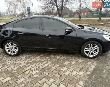 Черный Вольво С60, объемом двигателя 1.56 л и пробегом 270 тыс. км за 10300 $, фото 4 на Automoto.ua