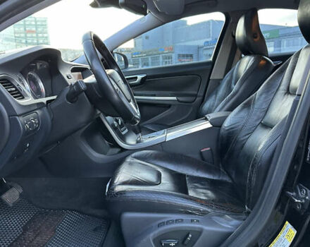 Черный Вольво С60, объемом двигателя 2.52 л и пробегом 299 тыс. км за 8950 $, фото 17 на Automoto.ua