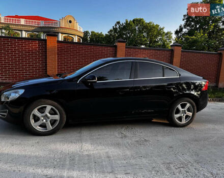 Черный Вольво С60, объемом двигателя 2.5 л и пробегом 291 тыс. км за 9600 $, фото 2 на Automoto.ua