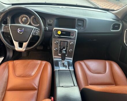 Черный Вольво С60, объемом двигателя 2.5 л и пробегом 215 тыс. км за 8900 $, фото 14 на Automoto.ua