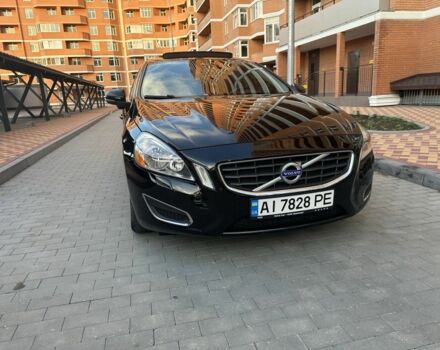 Черный Вольво С60, объемом двигателя 2.5 л и пробегом 215 тыс. км за 8900 $, фото 11 на Automoto.ua