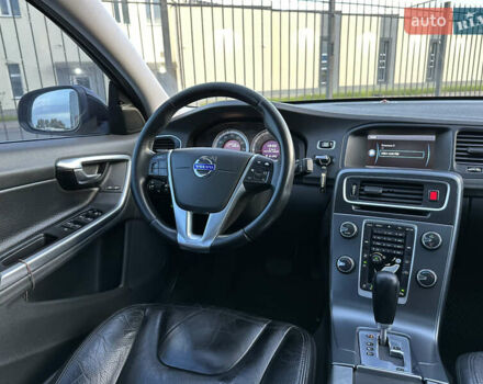 Черный Вольво С60, объемом двигателя 2.52 л и пробегом 299 тыс. км за 8950 $, фото 14 на Automoto.ua